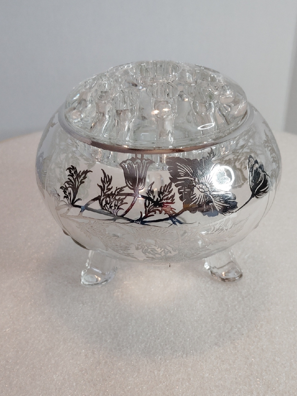 Vintage Viking Glass Flowerlite Footed Bowl/ With Flower Frog